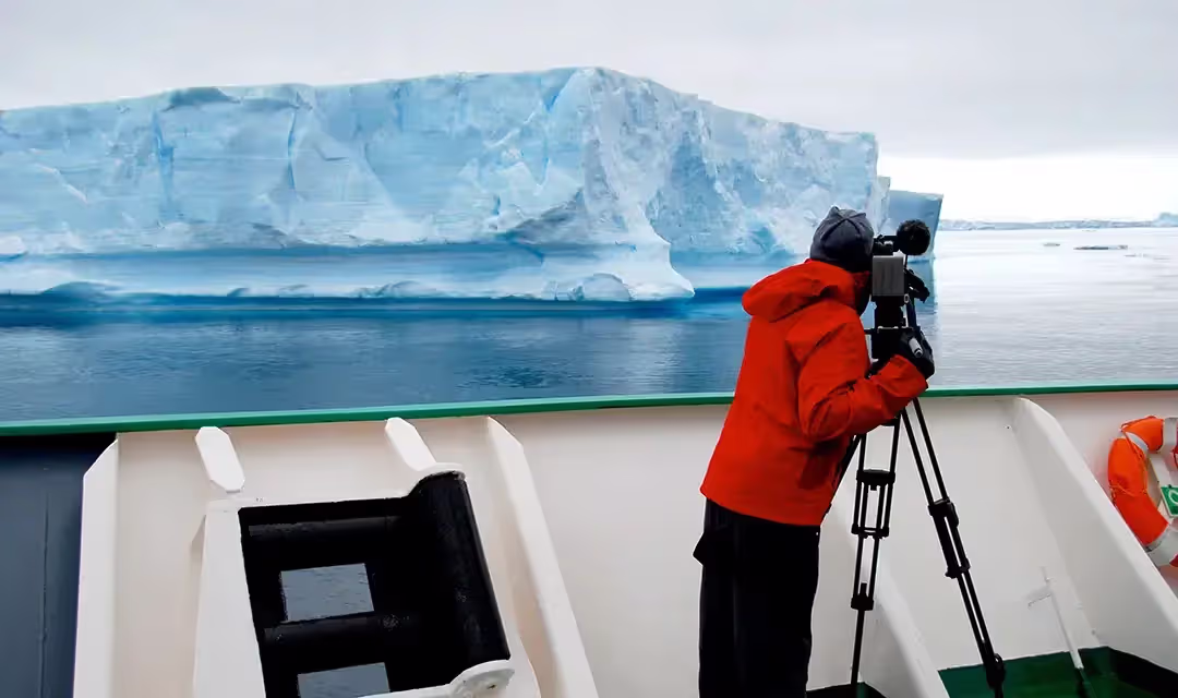 Small-Ship Expeditions