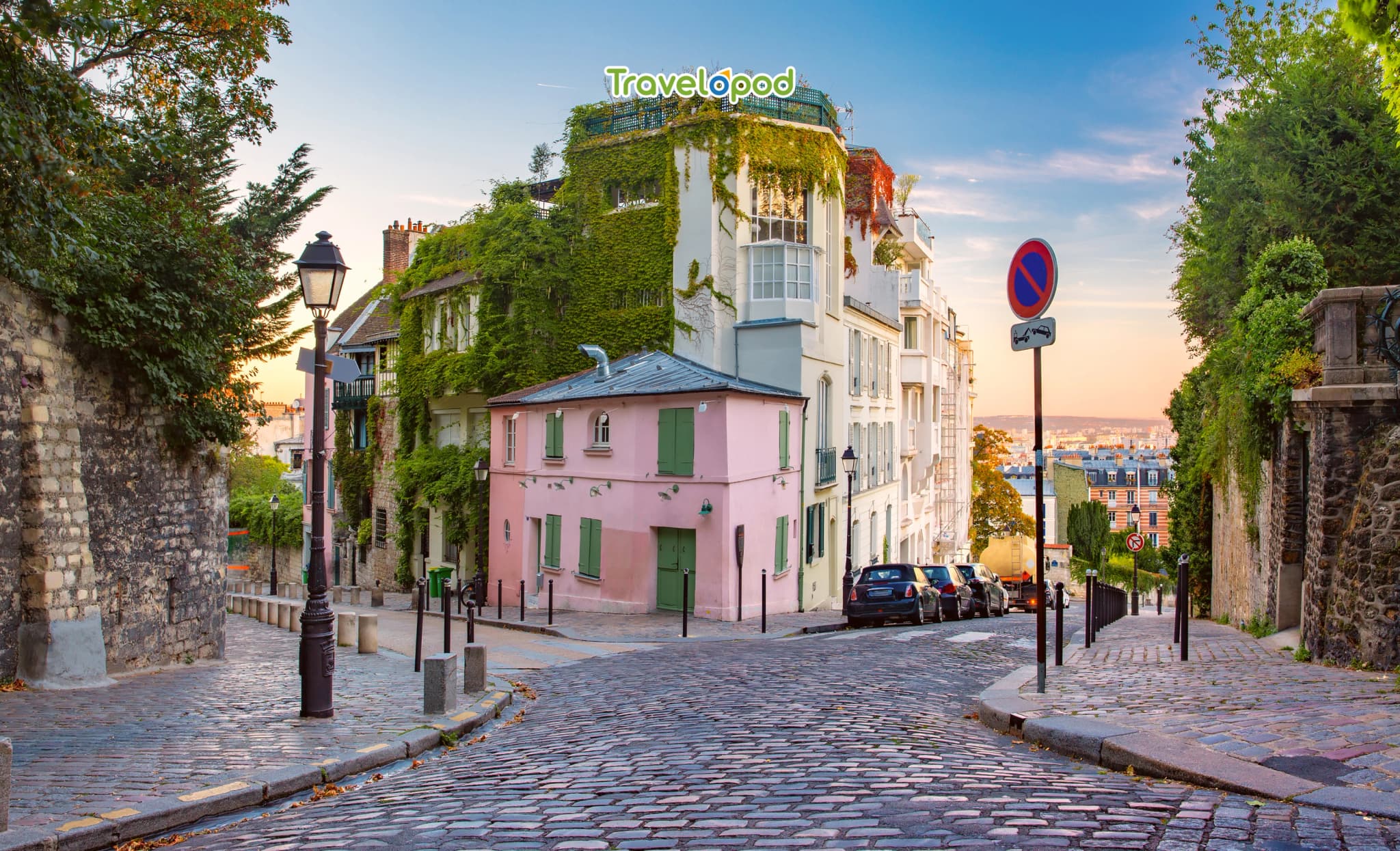 Montmartre - The Artistic Pulse of Paris