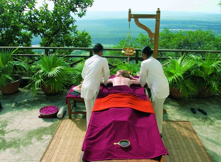 India: The Perfect Destination for a Holistic Wellness Retreat