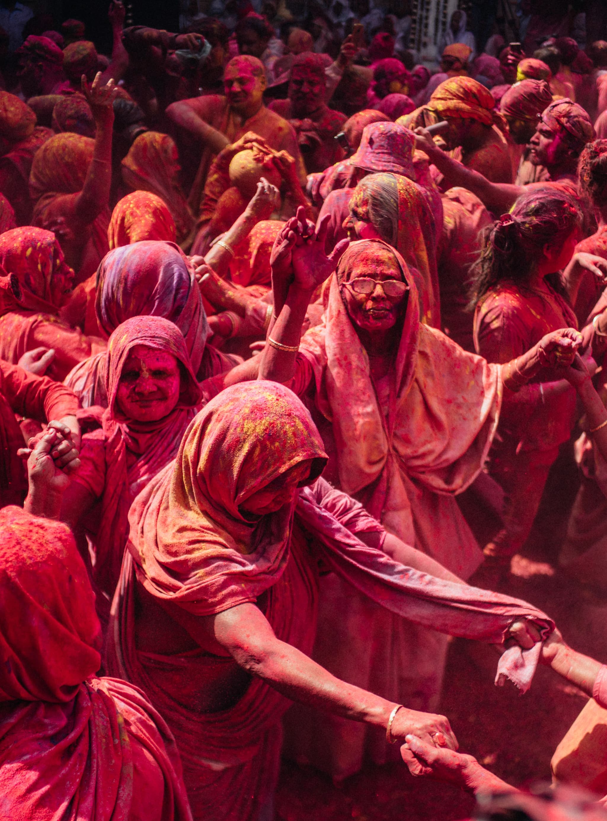 Planning to book flights to India for Holi 2024? Here is a list of the best places to celebrate Holi when flying to India
