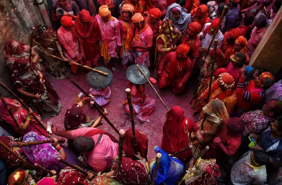 Planning to book flights to India for Holi 2024? Here is a list of the best places to celebrate Holi when flying to India
