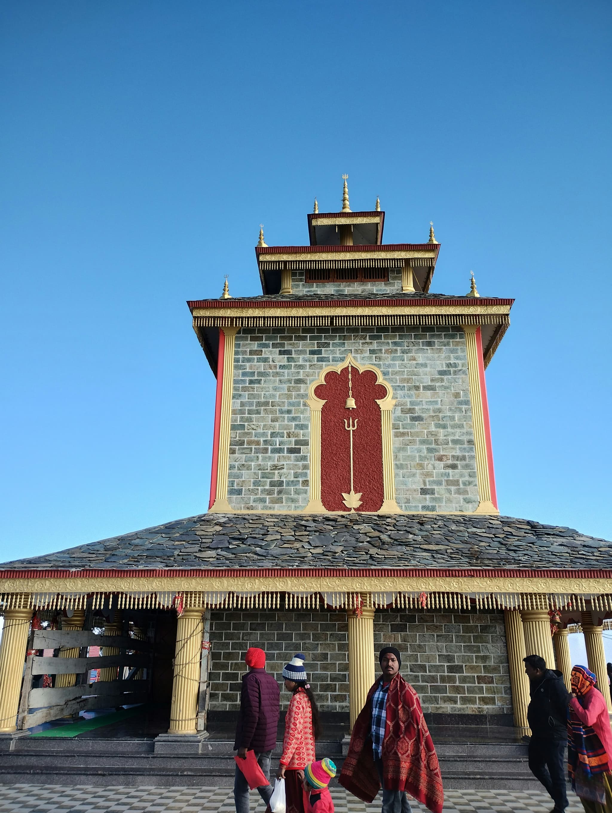 Surkanda Devi temple