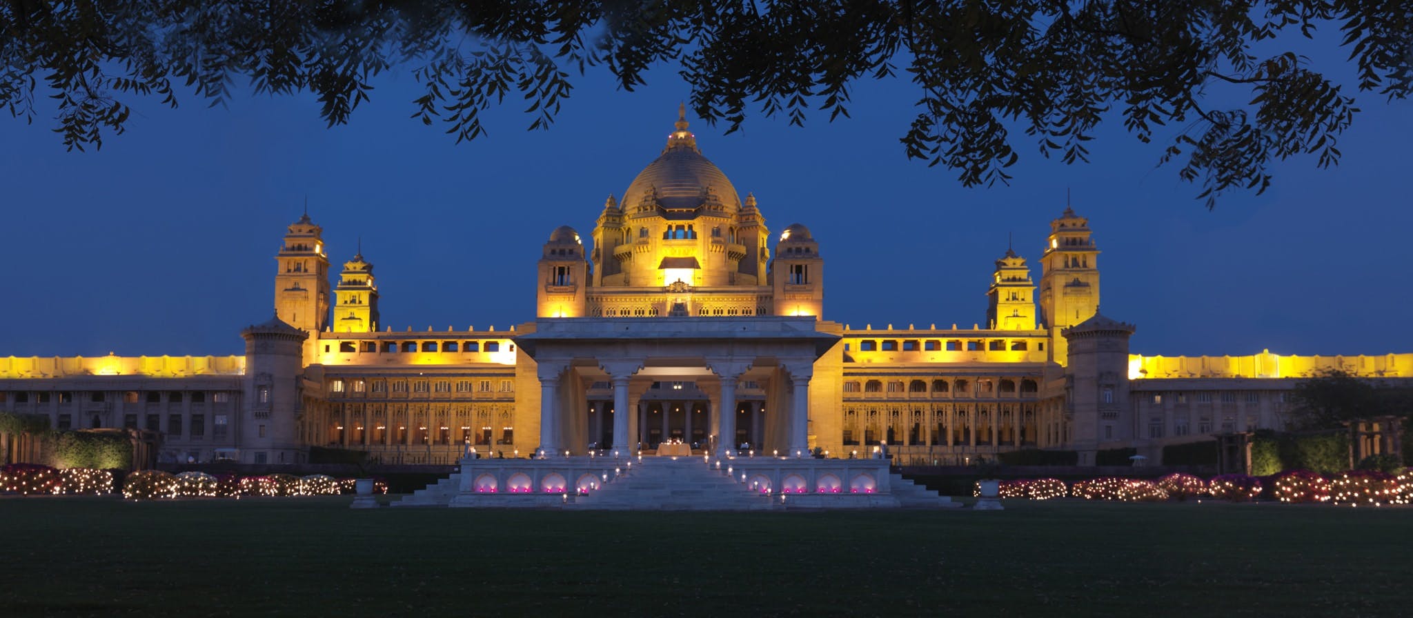 Luxury Indian Hotels For Getaways & Destination Weddings Like Celebrities
