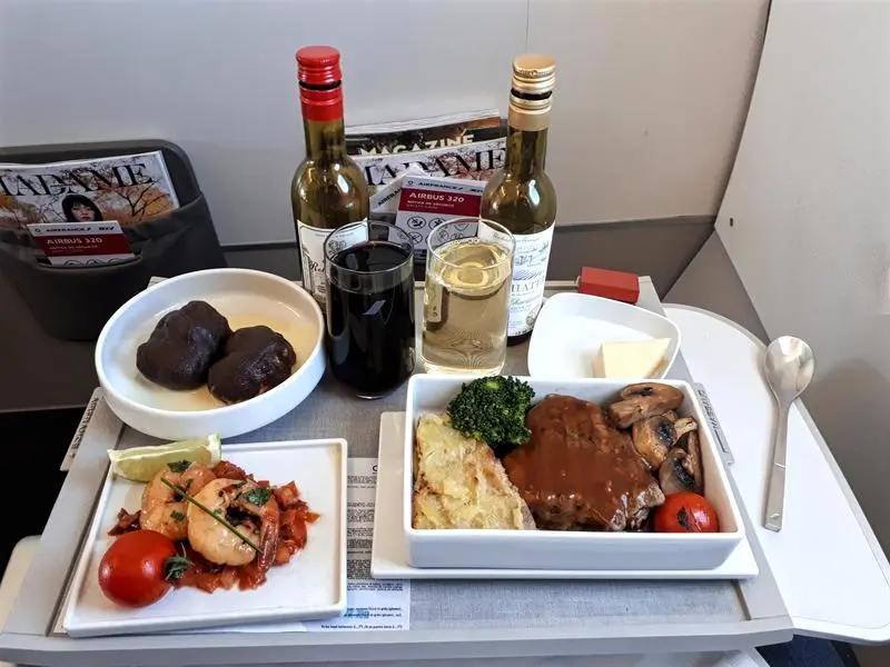 Airline food: from bland and boring to next-level dining. These are the 10 airlines that serve up the best in-flight meals when flying to India.
